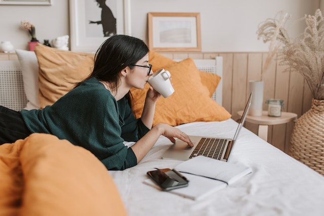 woman learning on laptop