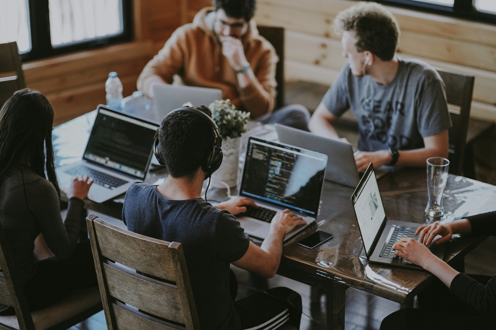 multiple stakeholders using a tutor management software for large businesses